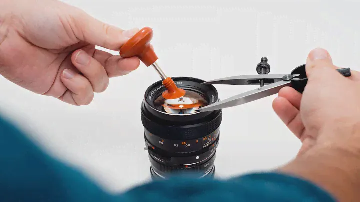 What are the Best Repair Tools for Vintage Lenses